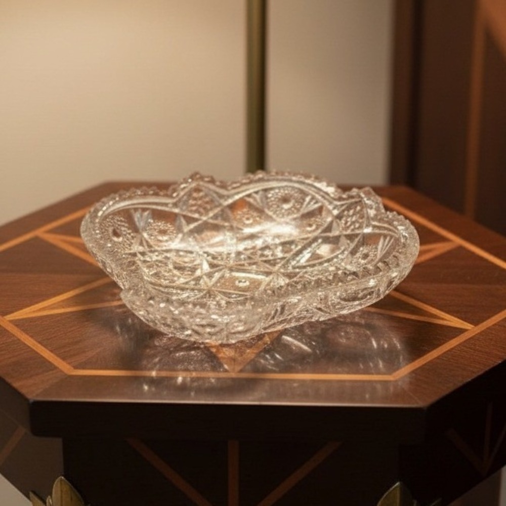 McKee Toltec pattern dish  Early American Pressed Glass, Early 1900s